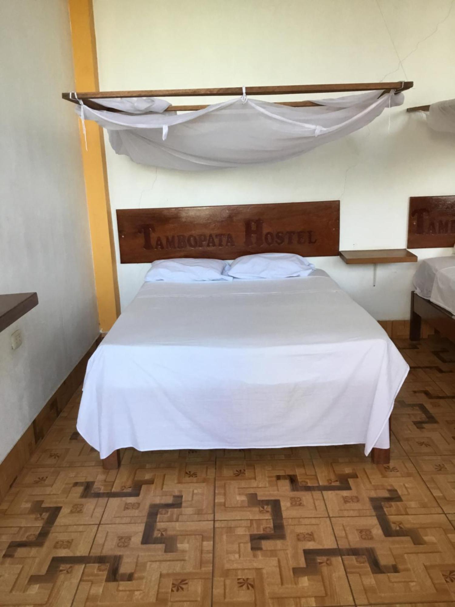 Tambopata Hostel プエルト・マルドナード エクステリア 写真