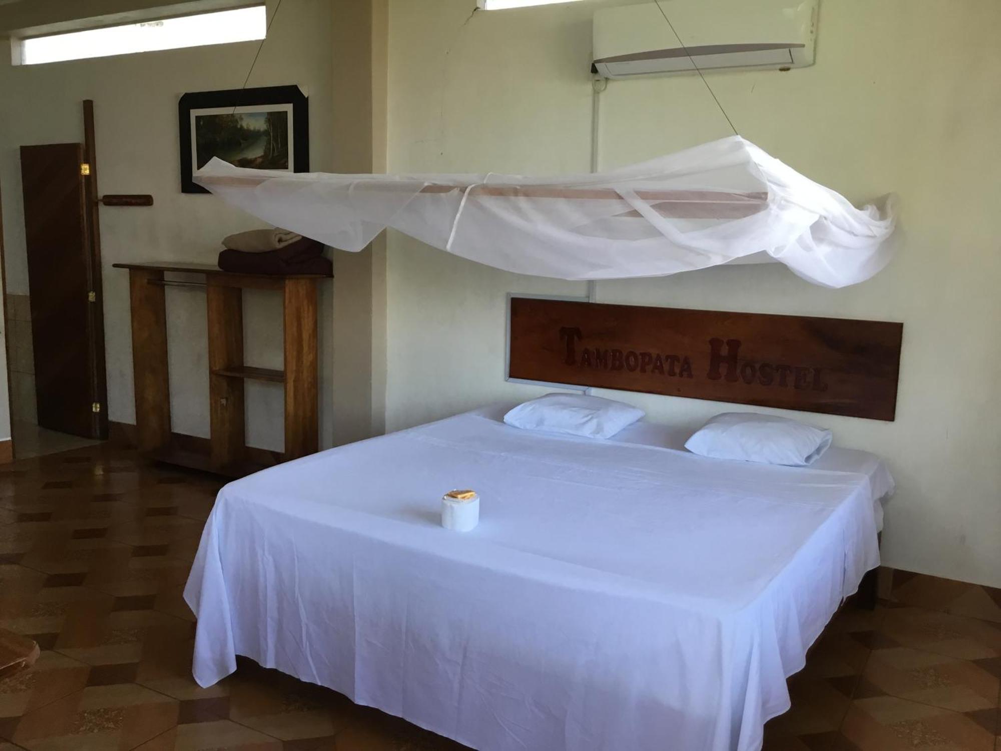 Tambopata Hostel プエルト・マルドナード エクステリア 写真