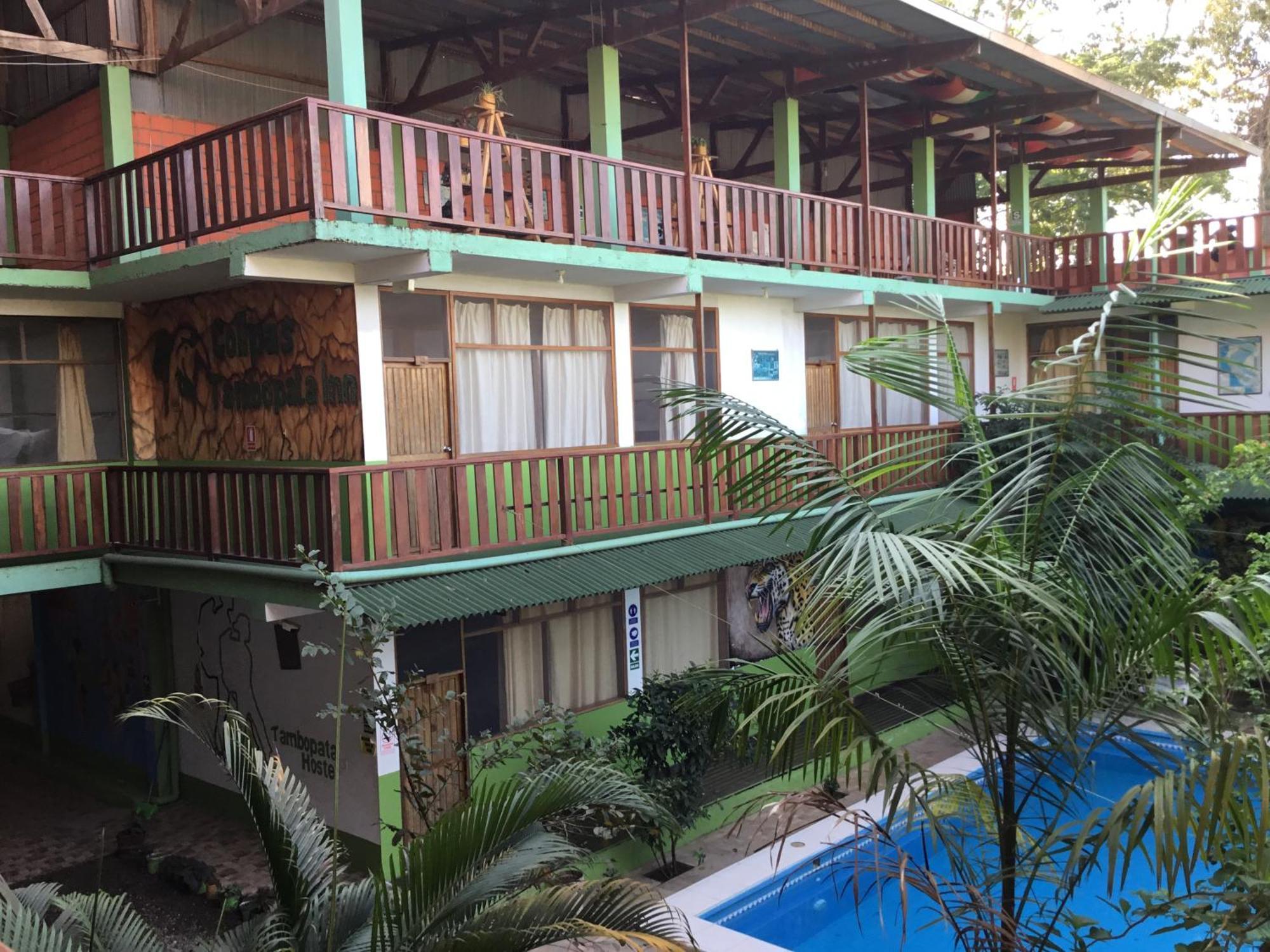 Tambopata Hostel プエルト・マルドナード エクステリア 写真