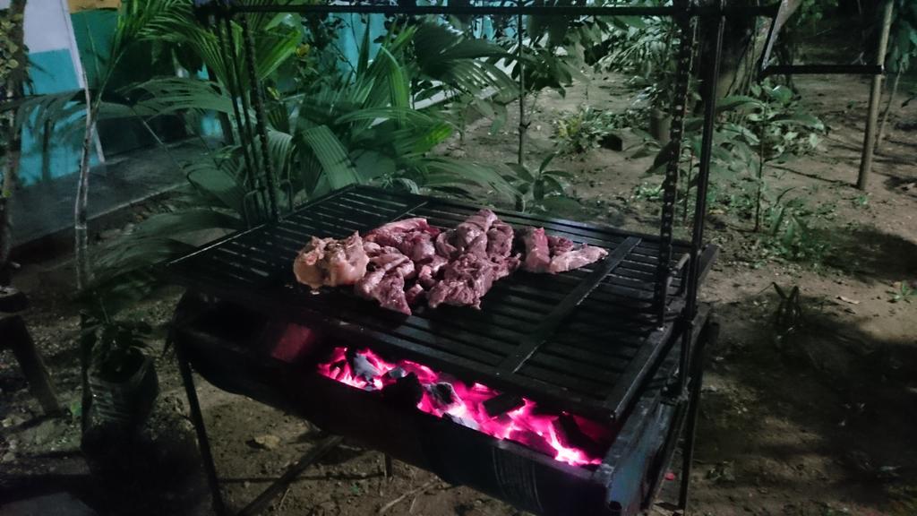 Tambopata Hostel プエルト・マルドナード エクステリア 写真